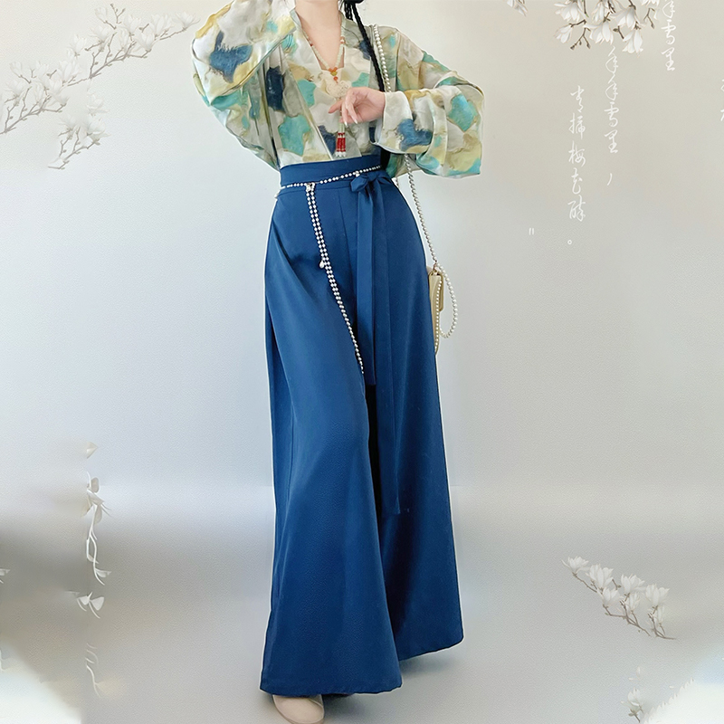 日常春夏款飞机袖八破裙汉青月