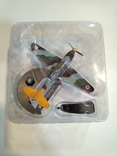 1/72二战法国1941款德瓦蒂纳D.520战斗机合金飞机模型，做工精细