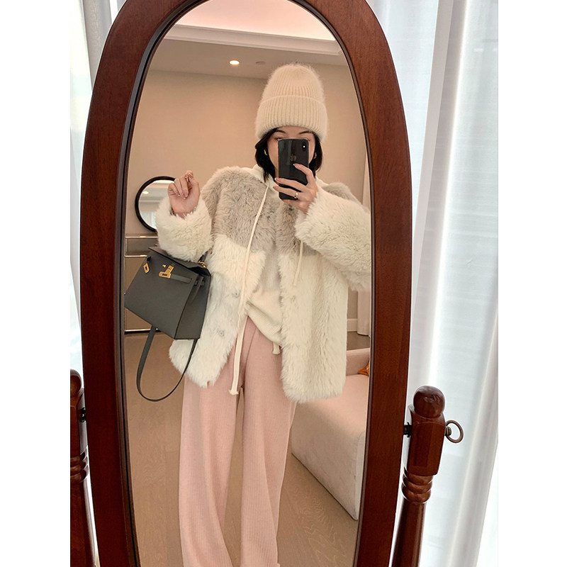 短款外套双色拼接皮草