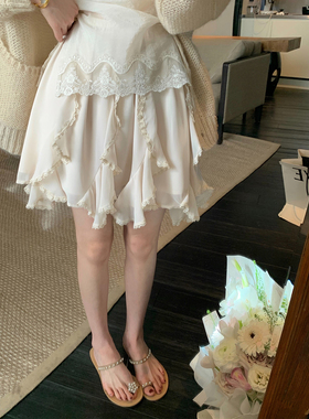 街拍艺术家~法式设计蕾丝拼接荷叶边超仙半身裙不规则短裙