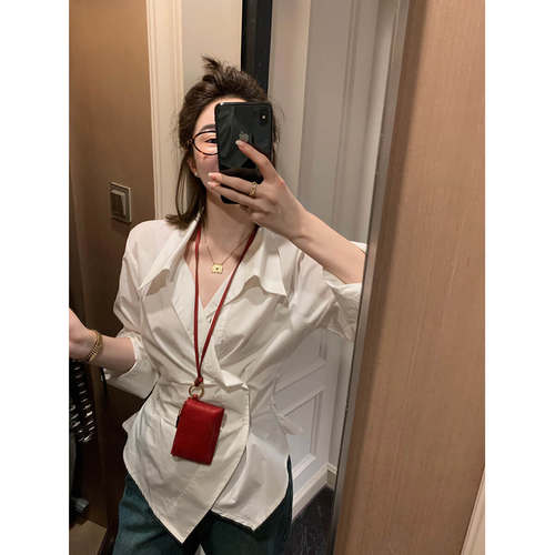 温妮斯美术馆~100%棉白色衬衫女