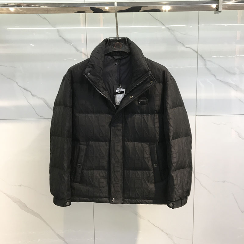 时尚立领休闲短款字母提花羽绒服