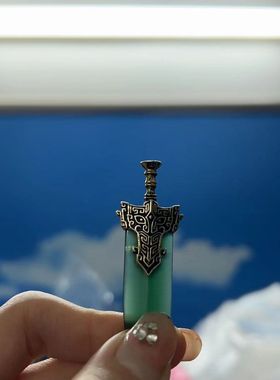 青玉剑吊坠青铜宝剑仿玉和田精致小剑帅气小众民族风吊坠钥匙扣款