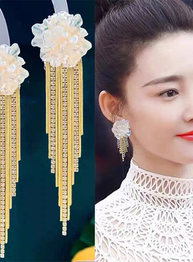 白色夸张花朵耳环女适合海边拍照的耳饰夏天沙滩旅游度假显瘦耳钉