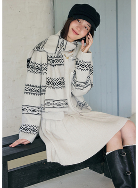 BLUEerror 费尔岛软糯圆领短款毛衣开衫女羊毛慵懒保暖针织衫冬季