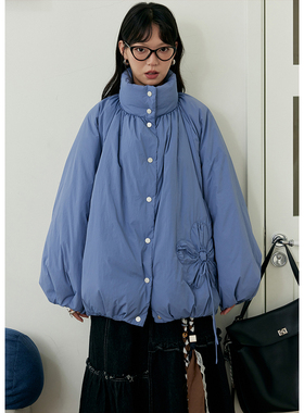 BLUEerror 纸感轻薄立体花朵羽绒服女宽松立领蓝色保暖外套秋冬
