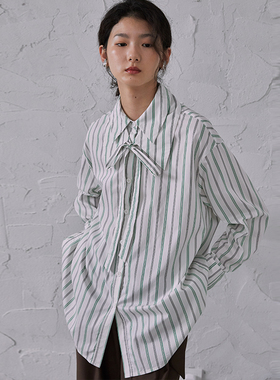 BLUEerror 百搭宽松系带双层领绿色条纹衬衫女长袖休闲衬衣秋季