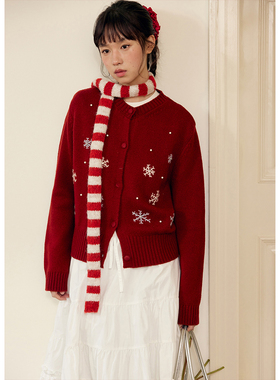 BLUEerror 新年红色雪花刺绣慵懒圆领毛衣开衫女保暖针织衫春季