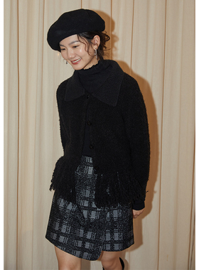 BLUEerror 宽松翻领手钩流苏边加厚黑色毛衣开衫女针织衫套装冬