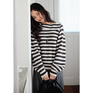 冬季 慵懒针织衫 一字肩翻领保暖黑白条纹套头毛衣女法式 BLUEerror