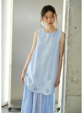 BLUEerror 重工镂空刺绣圆领背心连衣裙女假两件长款无袖裙子夏季