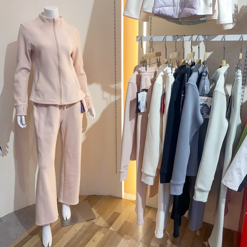 轻系休闲短款修身显瘦卫衣外套女