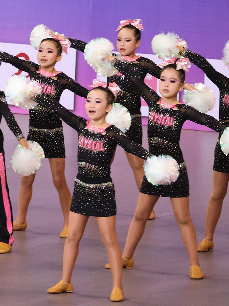 比赛服装啦啦队演出服健美操