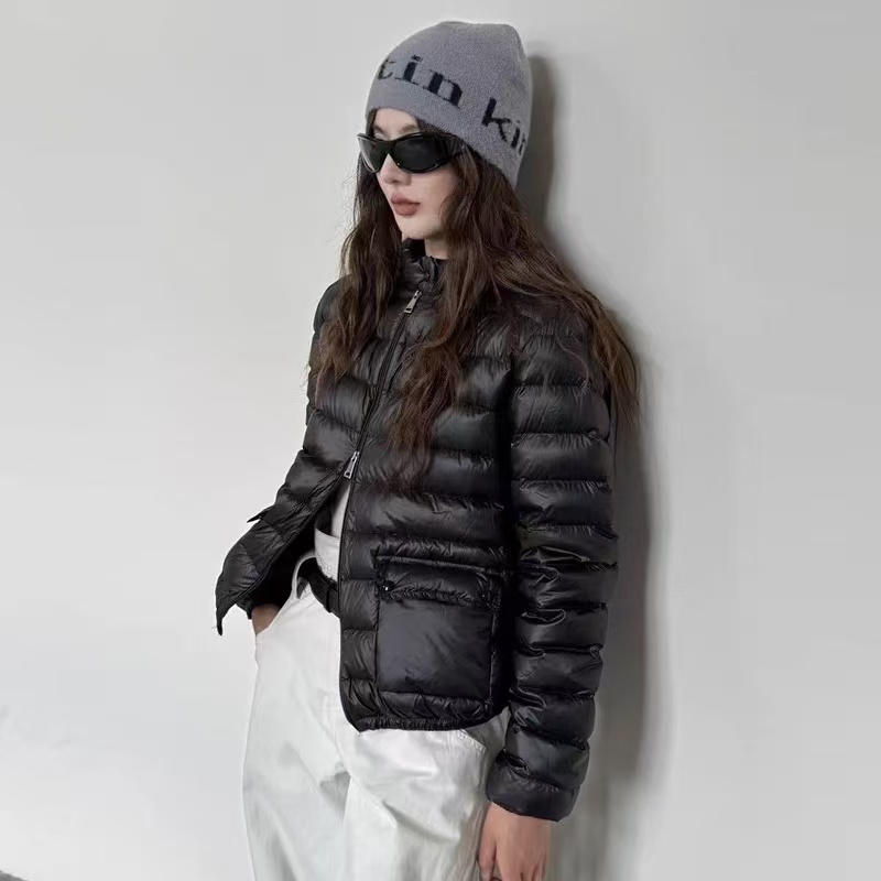 2025轻薄羽绒服女秋冬短款时尚高端立领夹克保暖90鸭绒小个子外套