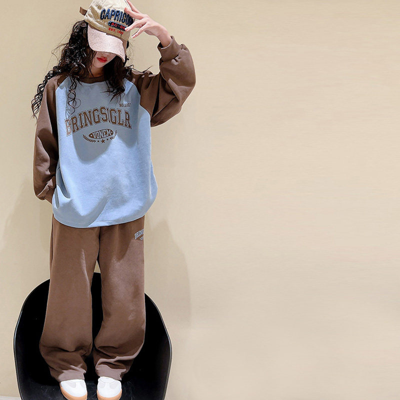 女童运动套装秋装2026新款大童时尚洋气时髦两件套春秋女孩衣服潮