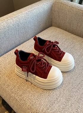 【TFM】2026春季新款小个子增高7CM厚底板鞋女红色系带百搭休闲鞋