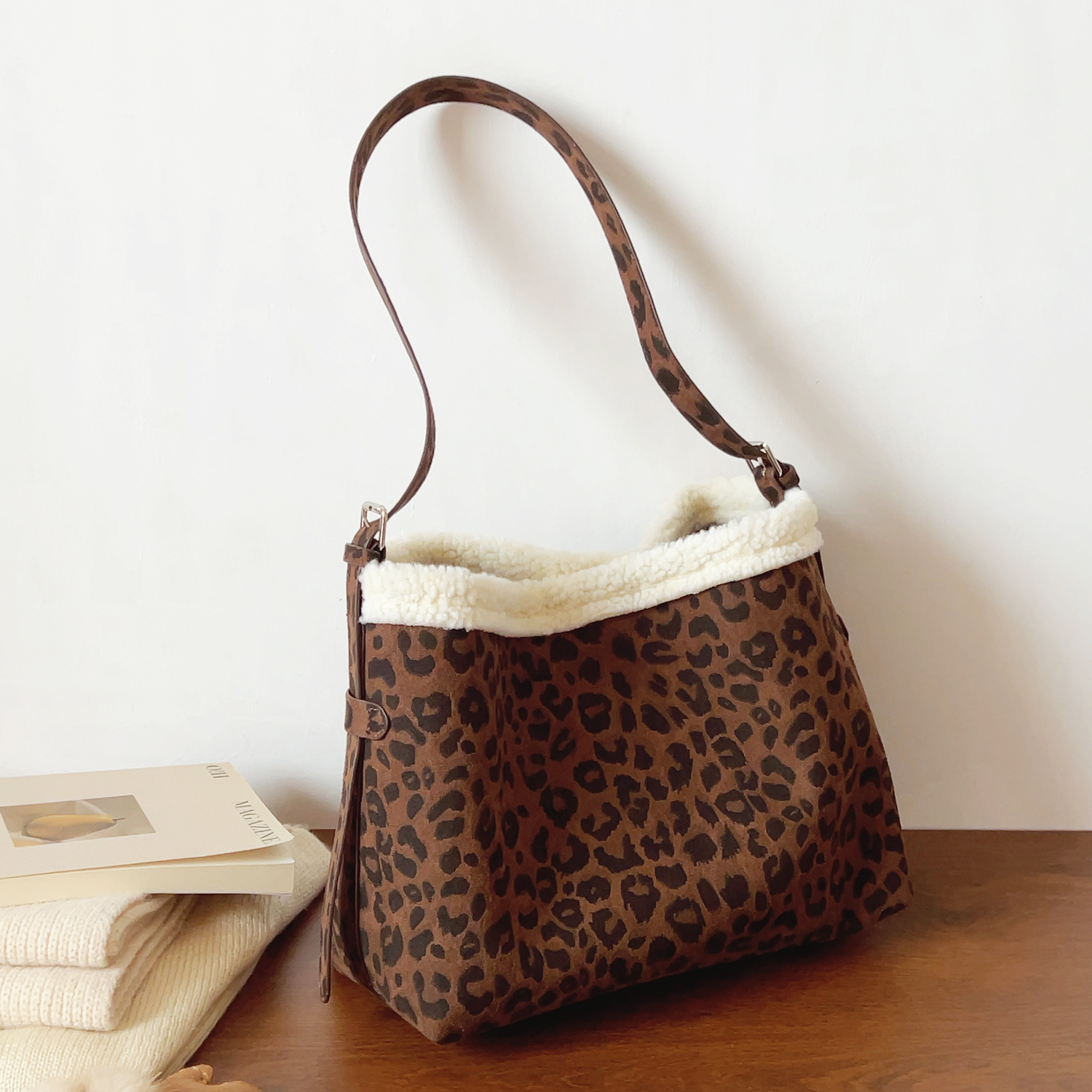 ins豹纹绒面拼接羊羔毛托特包毛毛包毛绒包子母包复古单肩斜挎包