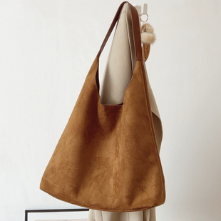 ins复古麂皮绒托特包大容量绒面腋下单肩包子母包百搭通勤包2025