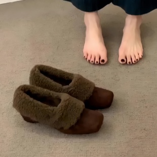 内增高绒面乐福鞋女2025新款加绒复古玛丽珍鞋方头秋冬保暖毛毛鞋