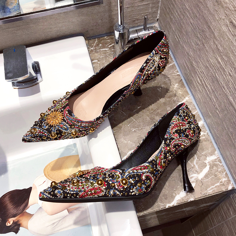 2025年秋新款少女水钻单鞋