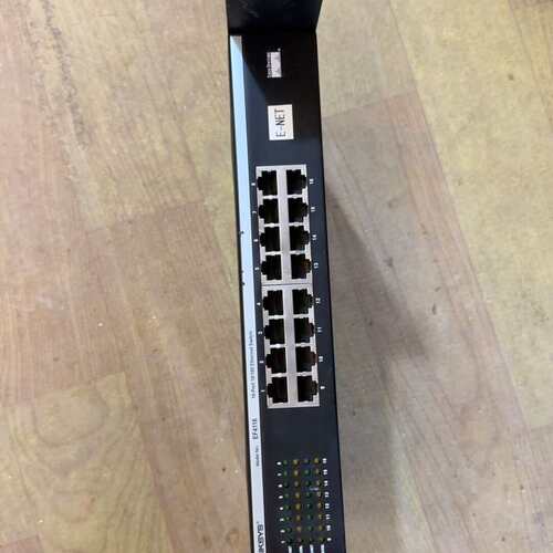 议价Linksys EF4116 16口百兆交换机，，成可维修