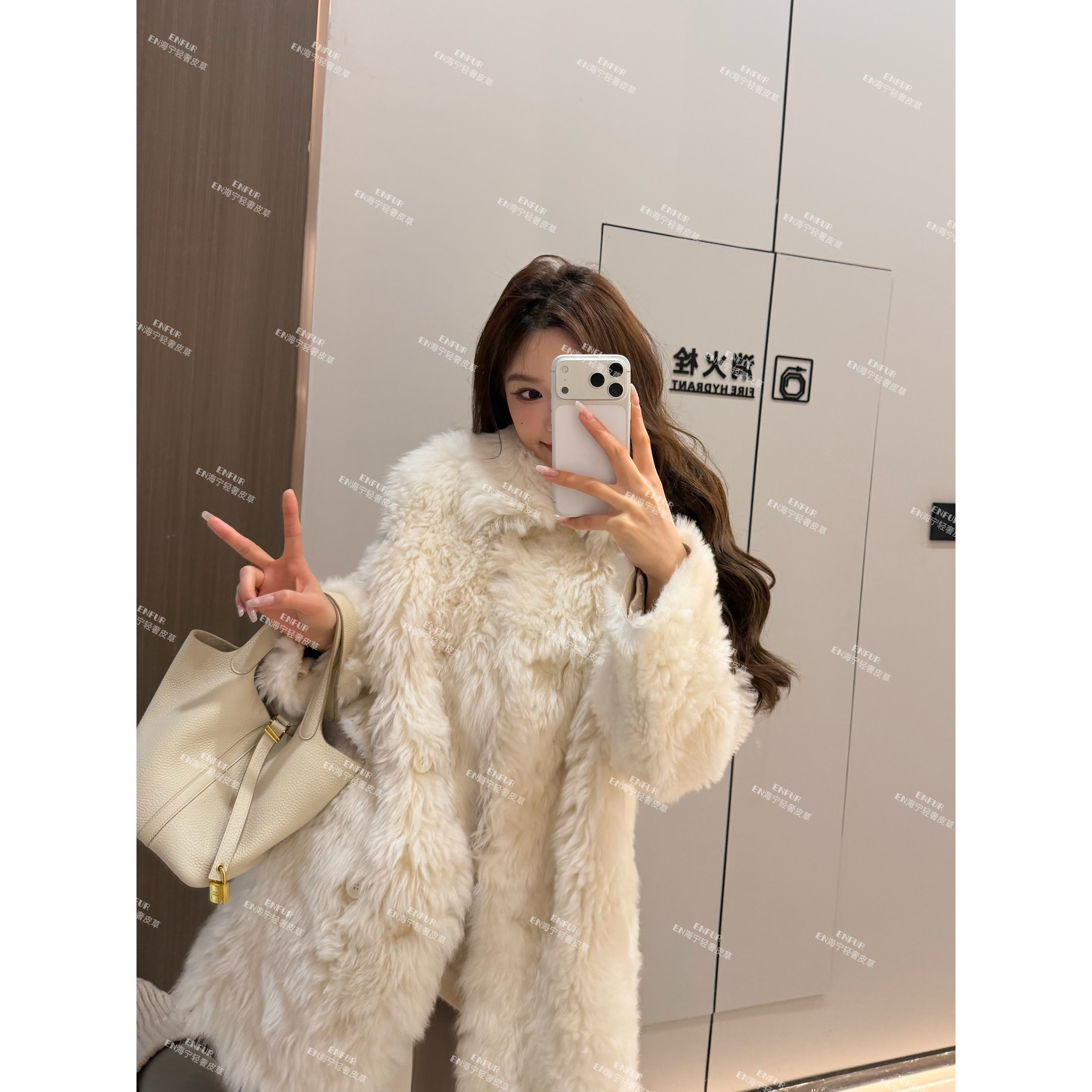 EN ENING |  Seoul city  托卡皮毛一体双排扣皮草外套GG78325