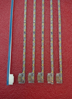 适用于东芝40L2556D 40L5550VM 40L2550VM灯条V400HJ6-ME2-TREM1