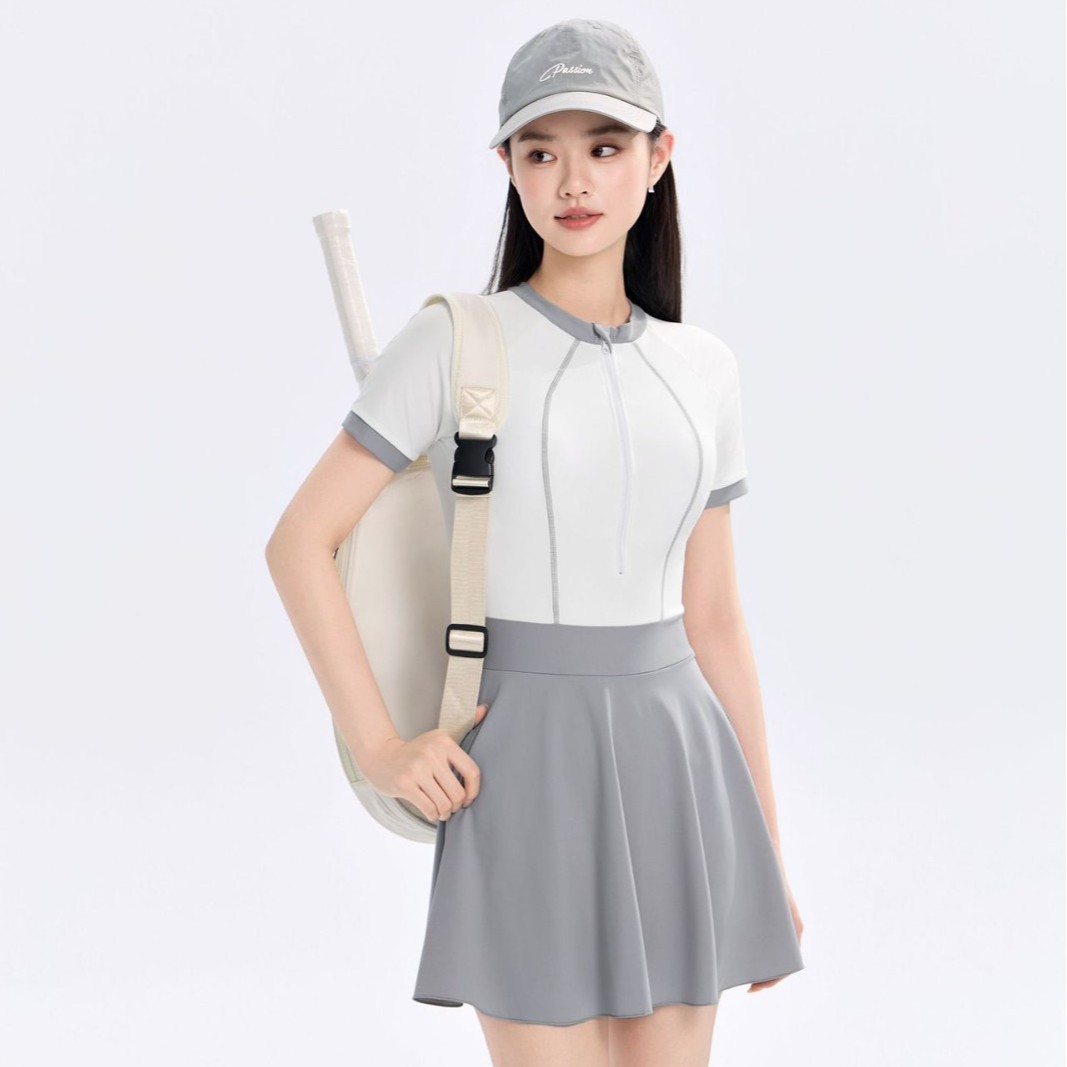 采菲2026大码泳衣女士保守连体裙式微胖mm遮肚显瘦学生运动游泳装