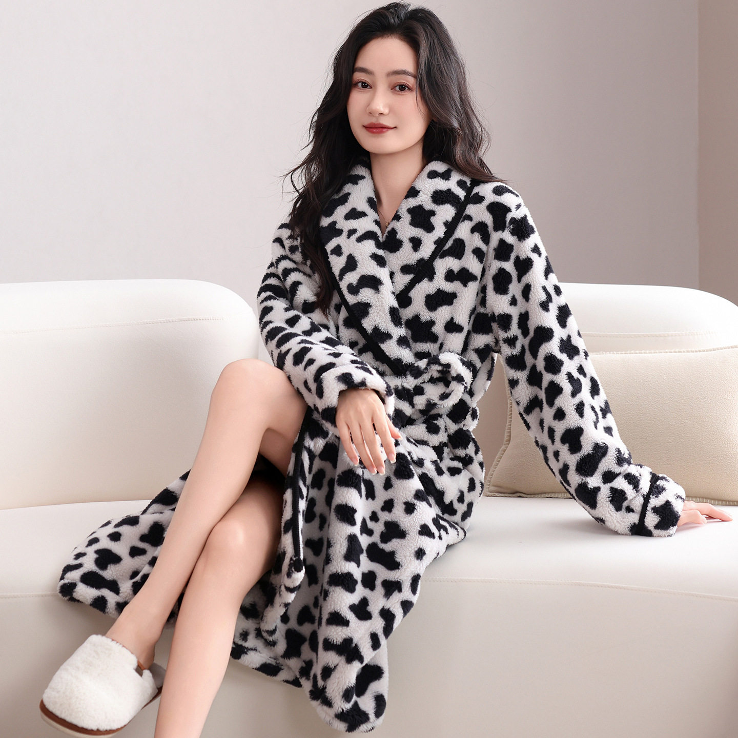 睡袍女款2026秋冬珊瑚绒加绒保暖睡衣加厚法兰绒浴袍家居服樱柏姿
