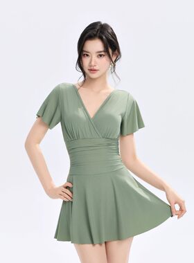 采菲大码游泳衣女士夏保守连体裙式微胖mm遮肚显瘦学生运动游泳装