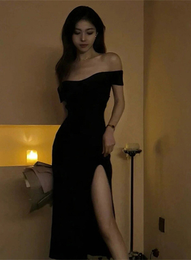 法式赫本风黑色一字肩针织连衣裙女夏季高级感收腰显瘦气质长裙子