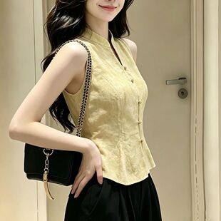 新中式高级感黄色印花上衣女夏季2026年新款收腰显瘦气质百搭衬衫