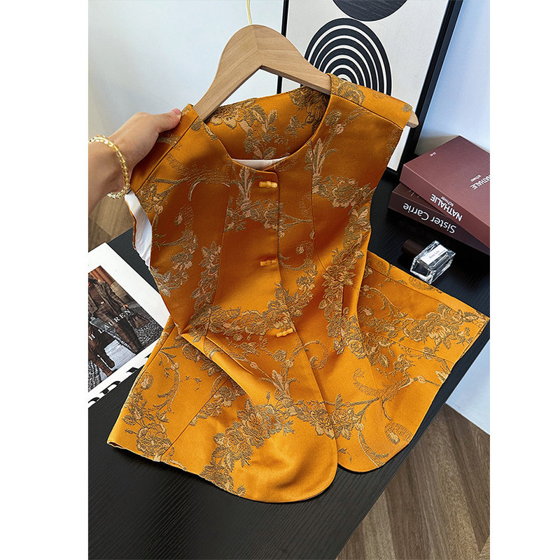 新中式风复古提花马甲2025年秋新款无袖盘扣显瘦洋气国风马甲外套,女装/女士精品,马夹,淘宝优惠券,粉丝福利购,淘宝优惠卷