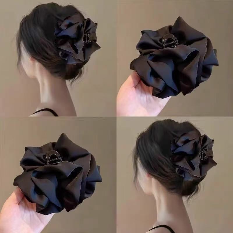 黑色泡泡抓夹后脑勺盘发鲨鱼夹