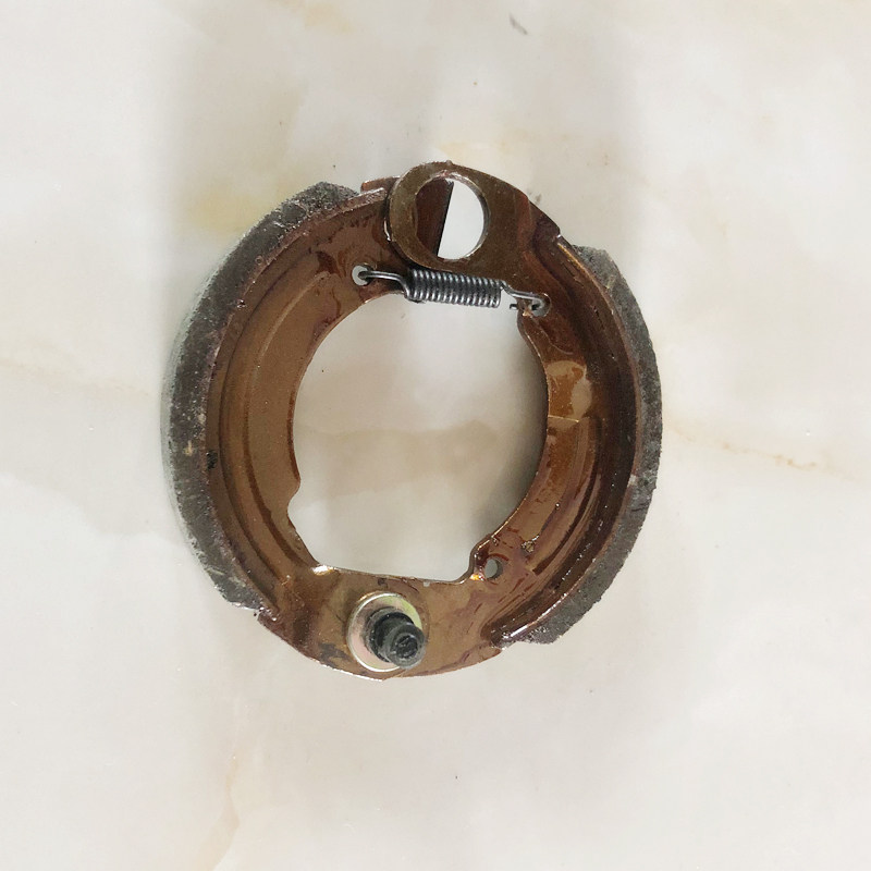 yamaha雅马哈电动车劲鹭佳鹭力速神gt等通用后刹车皮块后闸皮蹄块