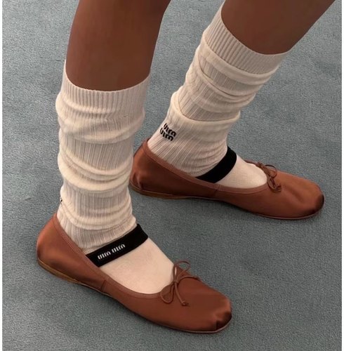 miu袜子长筒纯色显瘦百搭修身