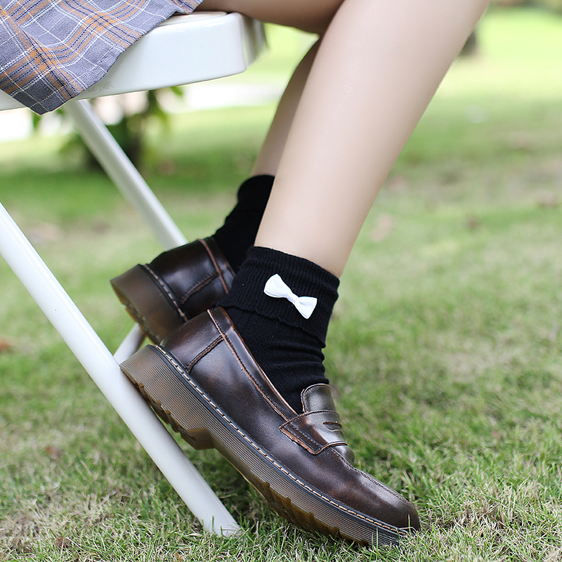 日系洛麗塔蝴蝶結黑白襪子女中筒純棉韓版學院風軟妹甜美花邊襪薄在類目 女士內衣/男士內衣/家居服, 短襪/打底襪/絲襪/美腿襪中 - 來自Buy2taobao.com提供專業的淘寶代購服務