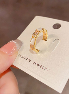 2026小众轻奢百搭锆石贝母几何开