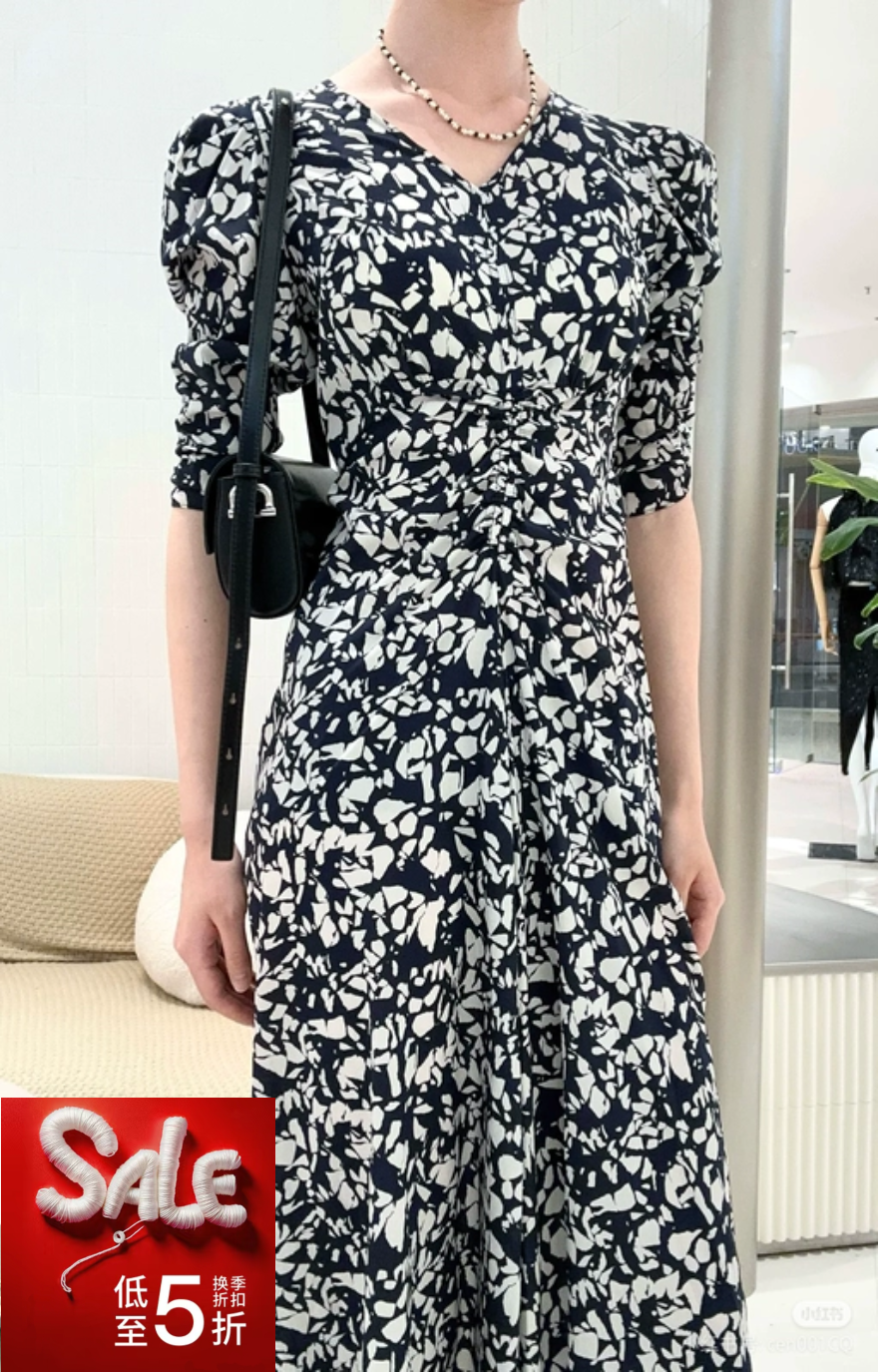 25夏新小众设计师V领碎花收腰修身轻奢连衣裙女神范时尚气质优雅,女装/女士精品,连衣裙,淘宝优惠券,粉丝福利购,淘宝优惠卷