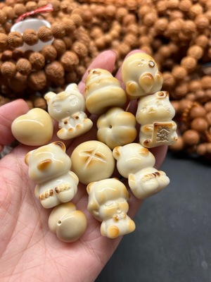 象牙果原核雕刻配饰屁桃小熊爱心南瓜珠富甲章鱼星星招财猫方墩