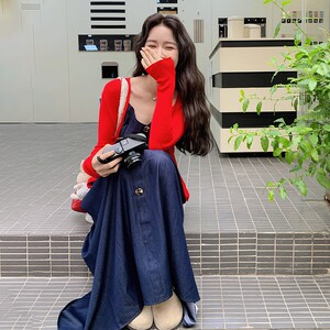 2C270-2835-P160-K238 针织外套配吊带牛仔连衣裙图片