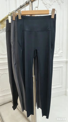 璞家889100新款蜜桃线就位曲线流畅 立体剪裁 优化臀腿比例