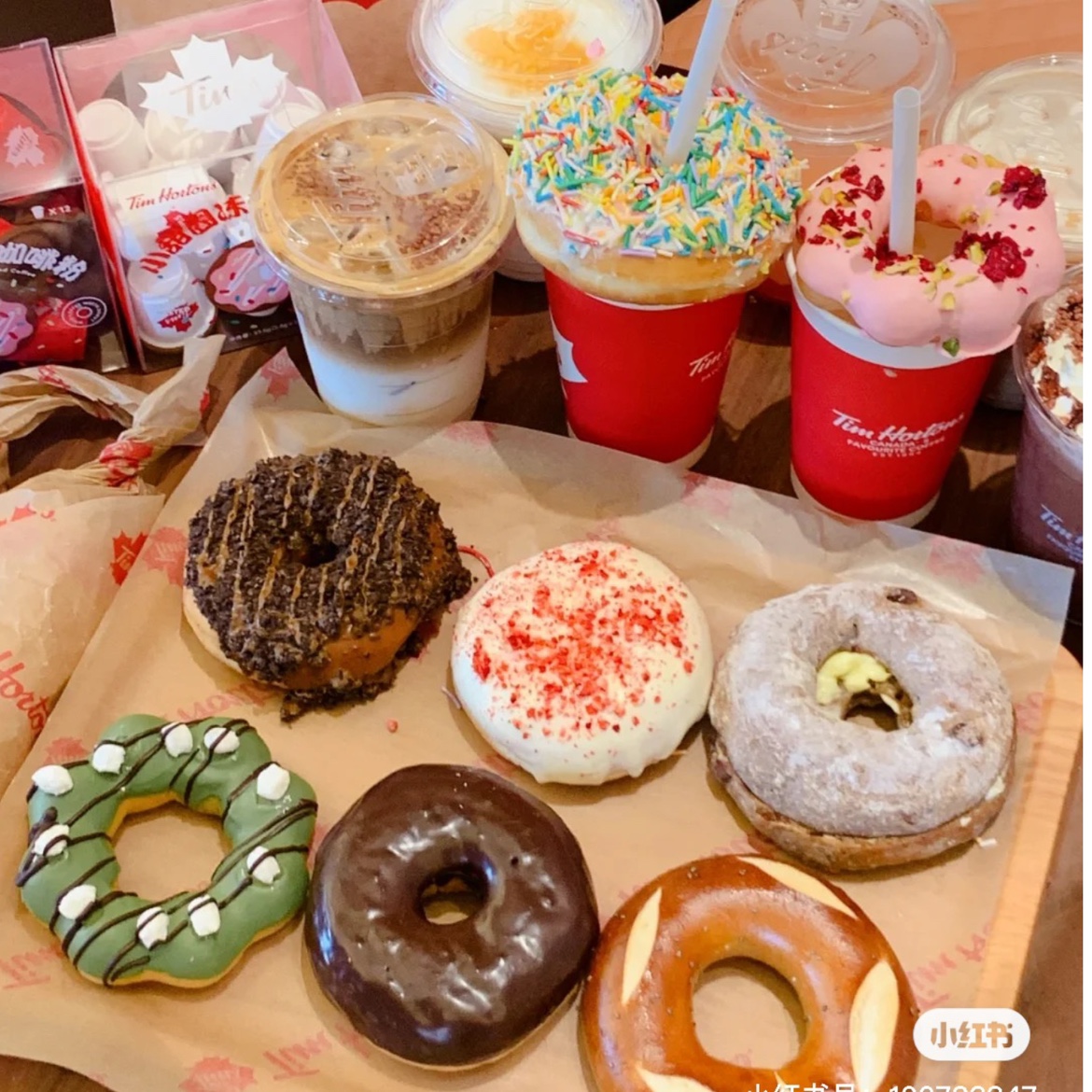 Tims 代购黑芝麻贝果全麦奇亚籽贝果甜甜圈天趣球面包三明治长沙