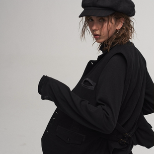 「 凌鸦ILNya 」差池_黑 贴布工匠马甲 棉麻混纺复古优雅修身马夹