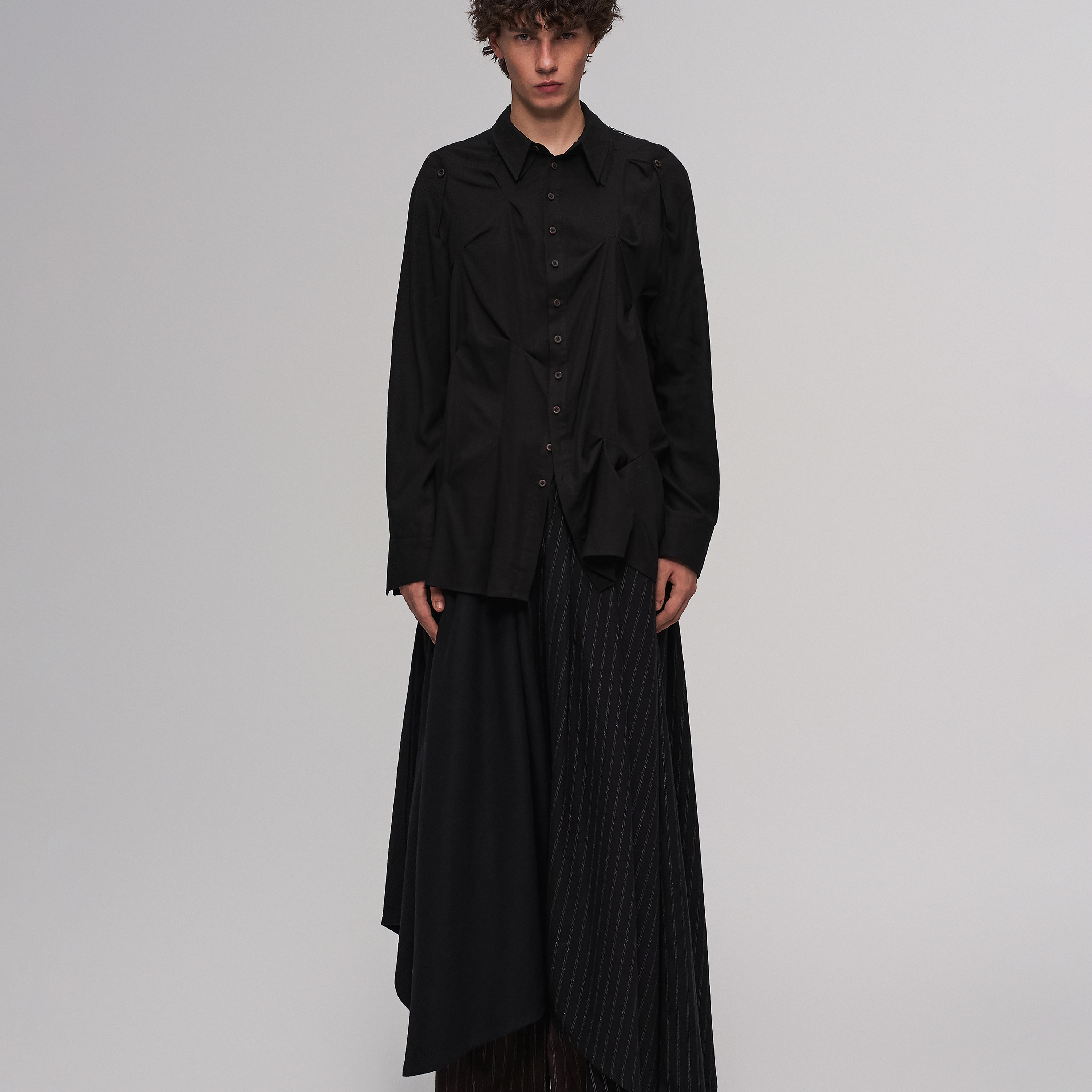 「 凌鸦ILNya 」差池_黑 烟花长袖衬衫 莱赛尔不规则褶皱衬衫