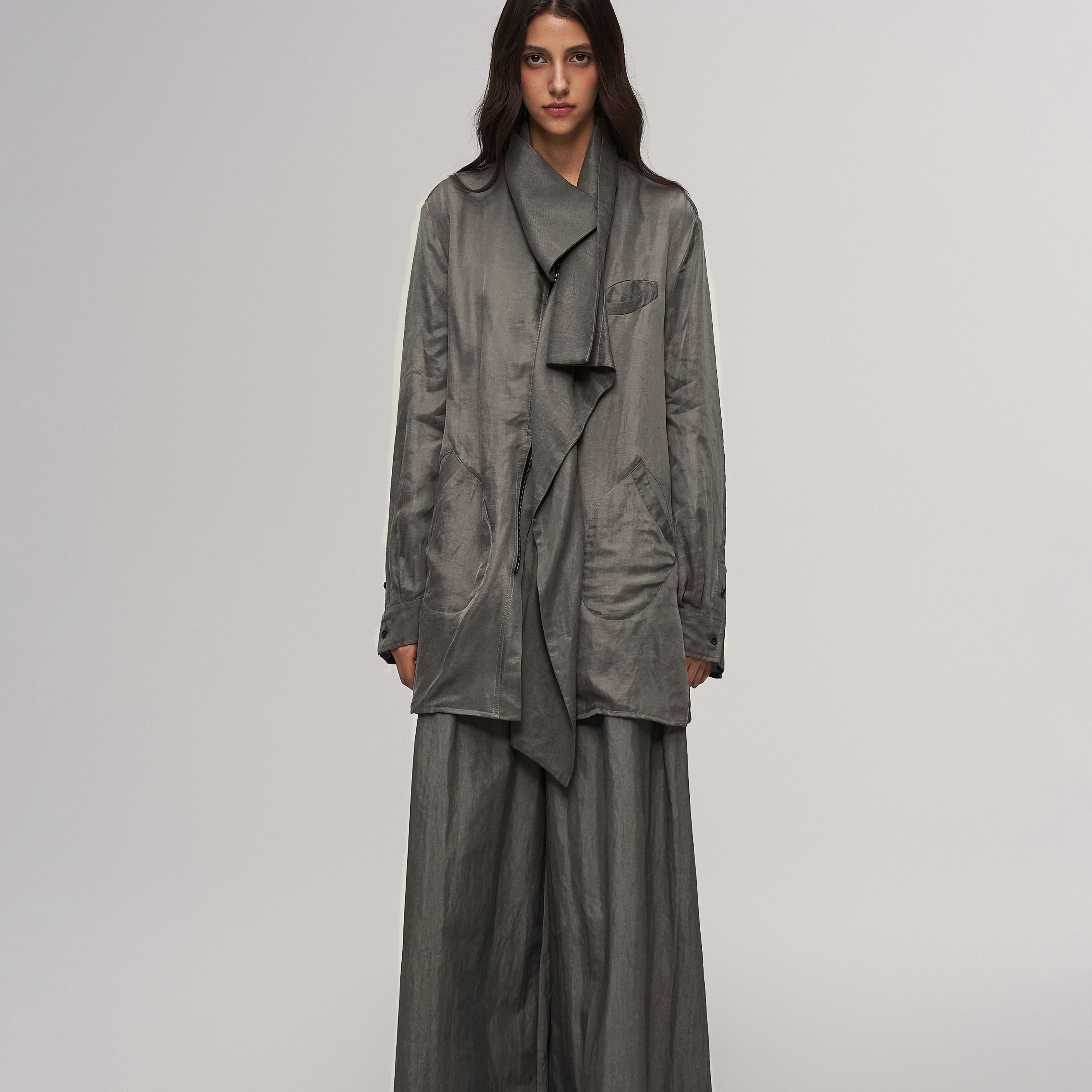 「 凌鸦ILNya 」差池_灰绿 苍翠衬衫风衣 花边多形态设计衬衣外套