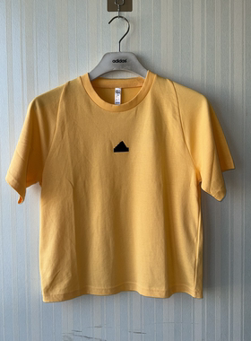 潮包背 现货 Adidas 阿迪达斯女款短袖T恤 IP3936 IP3953 IS3932