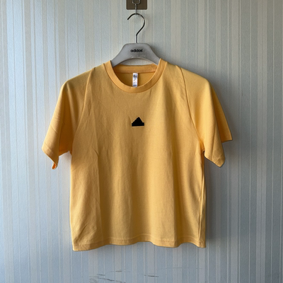 潮包背 现货 Adidas 阿迪达斯女款短袖T恤 IP3936 IP3953 IS3932