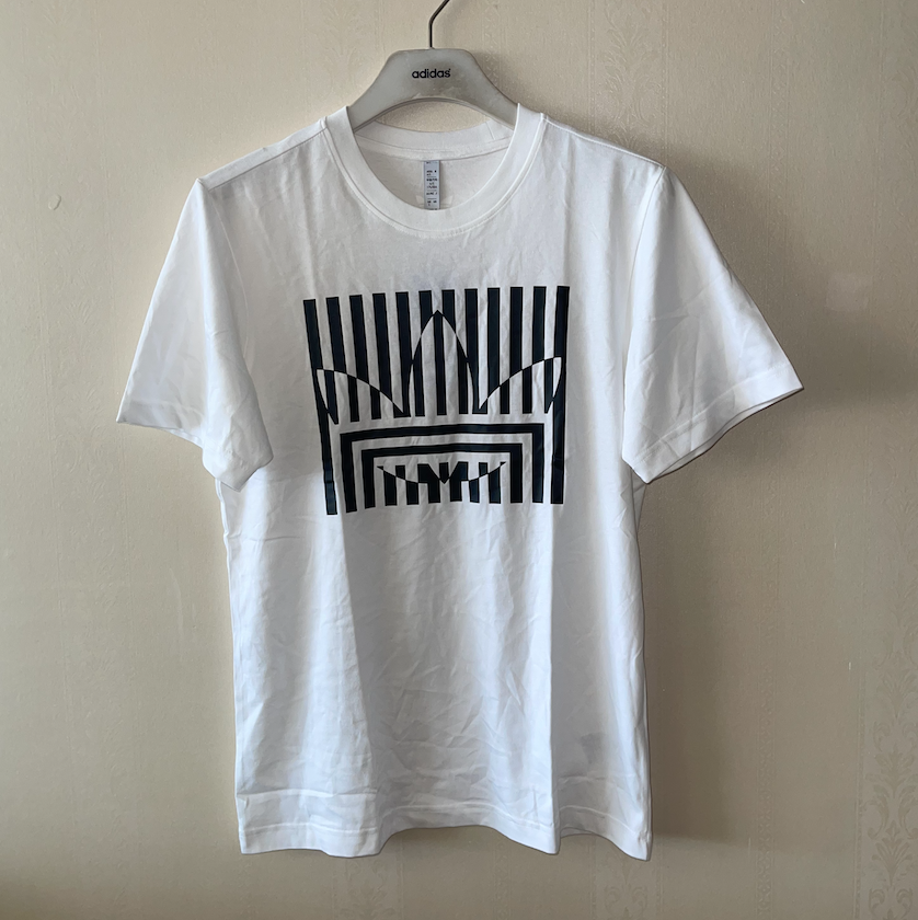 潮包背 现货 Adidas 三叶草男款运动休闲圆领短袖T恤 IB8708