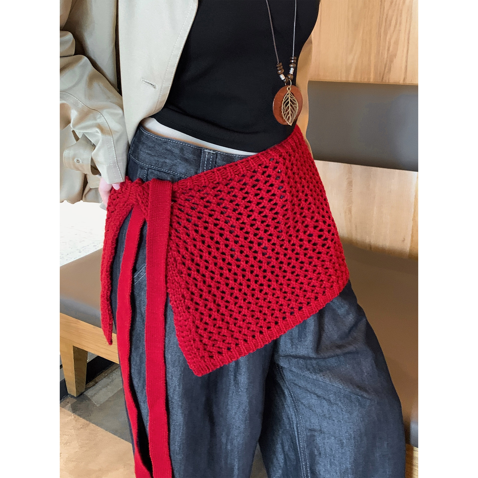 韩系ins红色针织屁帘女春秋小众绑带系腰半身裙叠穿显瘦镂空裙帘